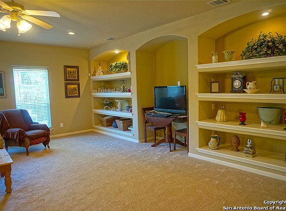 5th image of 8711 Sandia Cir