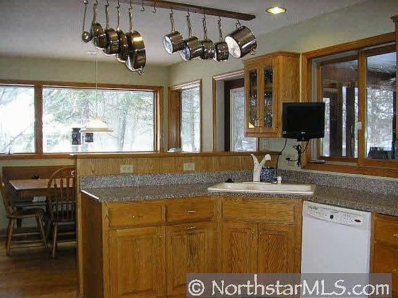 4th image of 845 Burke Court