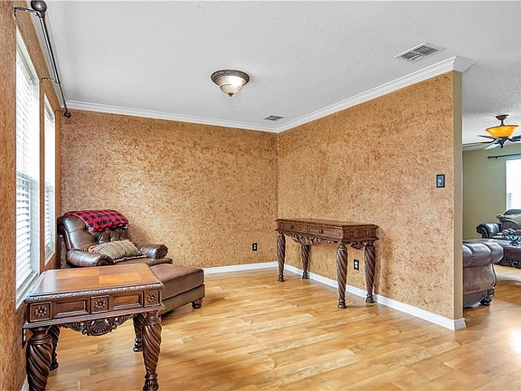4th image of 4881 Parkview Hills Ln
