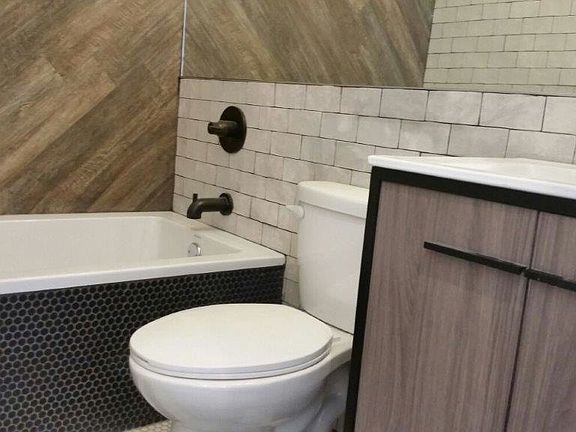 5th image of 196 Montrose Ave #3BEXG