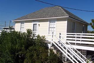 3rd image of 321 S Lumina Avenue