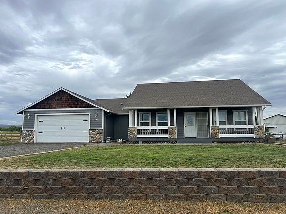 3rd image of 240 Stone Tree Ln