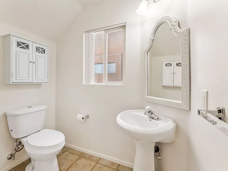 9522 Arrowhead Falls Ct — Photo 16