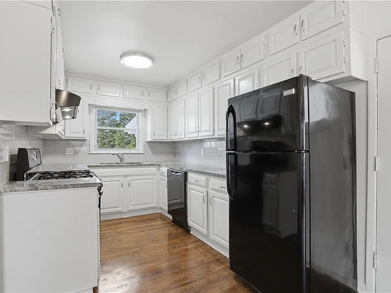 2467 Elmwood Cir SE — Photo 23