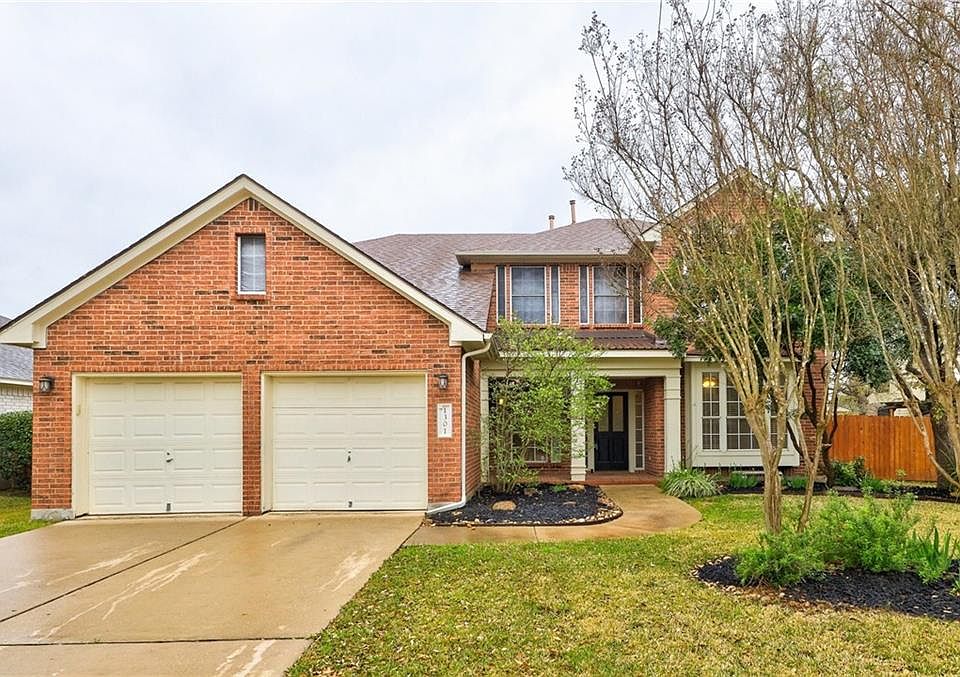 1st image of 1301 Green Field Dr