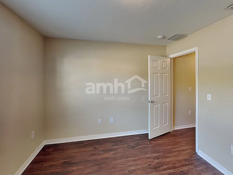 12042 Butler Woods Cir — Photo 14
