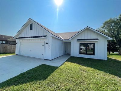 606 Oakmont Dr, Warrensburg, MO, 64093