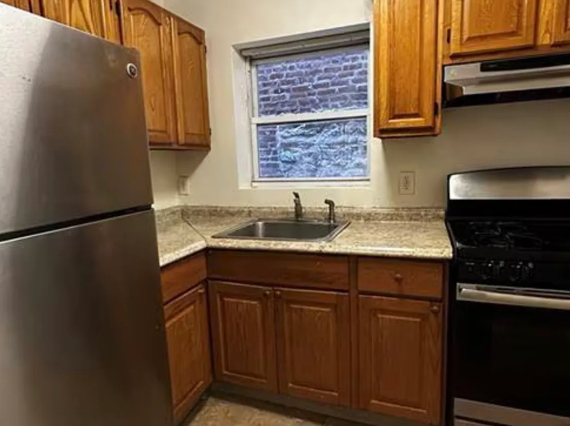 2 bed, $2,500 — Photo 3