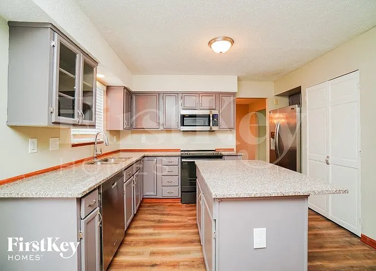 6384 Old Ben Ln — Photo 8