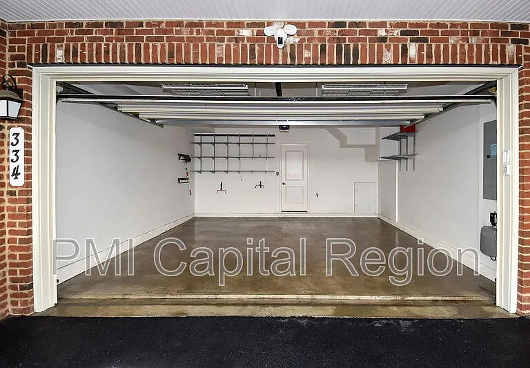 334 Community Center Ave — Photo 27