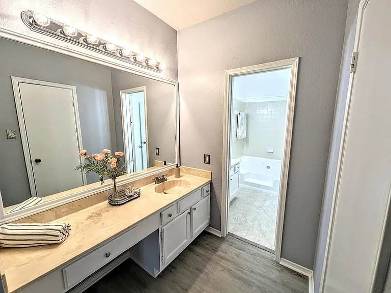 17641 Red Oak Dr #641 — Photo 11