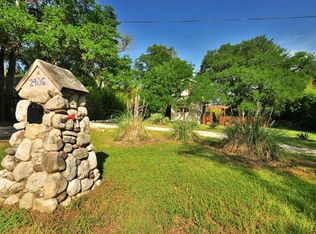 7 Edith Pl, Cheshire, CT 06410