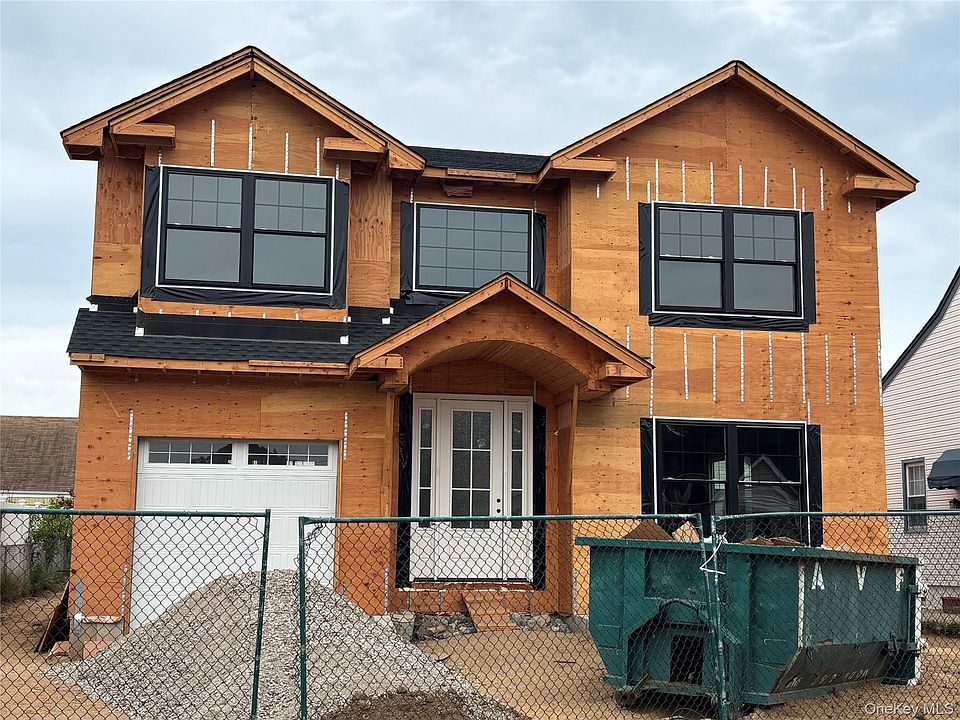 1st image of 292 Madison Street
