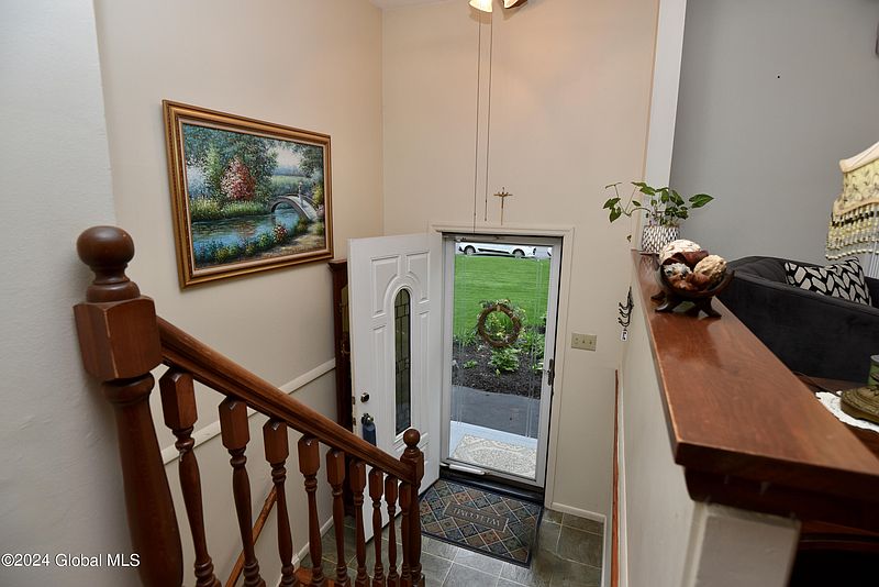 2nd image of 9 Elm Place