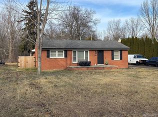 2060 Carleton West Rd, Carleton, MI 48117