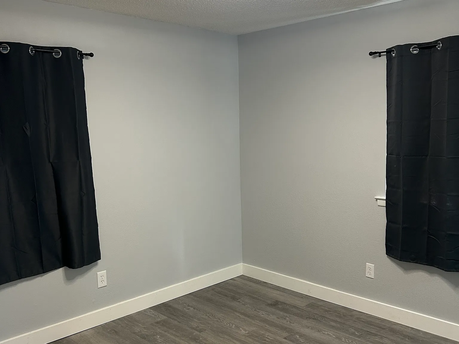 3 bed, 1025 sqft, $1,800 — Photo 3