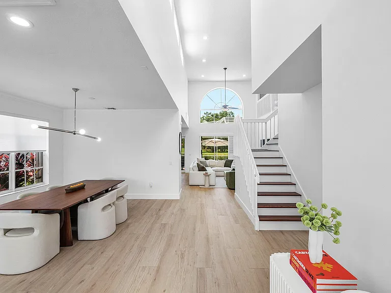 7766 Monarch Ct — Photo 4
