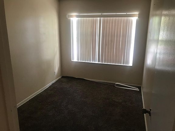 3rd image of 3715 Savoy Ln APT E