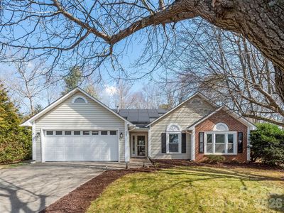 989 Thorncrest Ct, Fletcher, NC, 28732