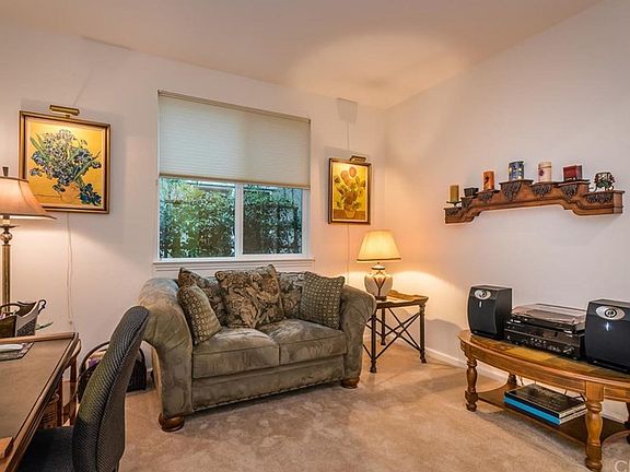 3rd image of 1024 Maggie Ln