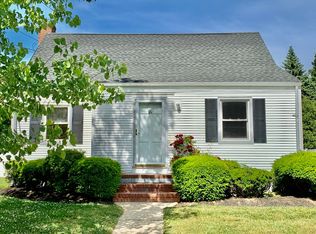 595 Middleton Rd, Greenport, NY 11944