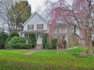 8 Maguire Park, East Walpole, MA 02032