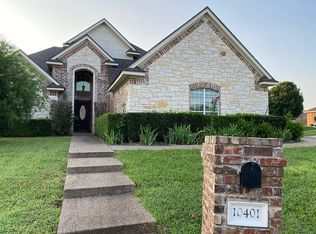 10401 Granada Dr, Waco, TX 76708