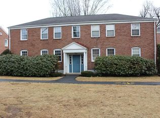 1554 Memorial Ave APT 2A, West Springfield, MA 01089