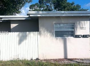 2211 Charleston St, Hollywood, FL 33020
