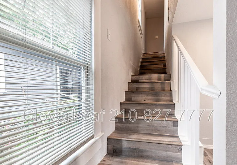 631 Potomac — Photo 16