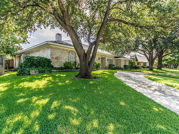 2nd image of 3412 Brookshire Dr