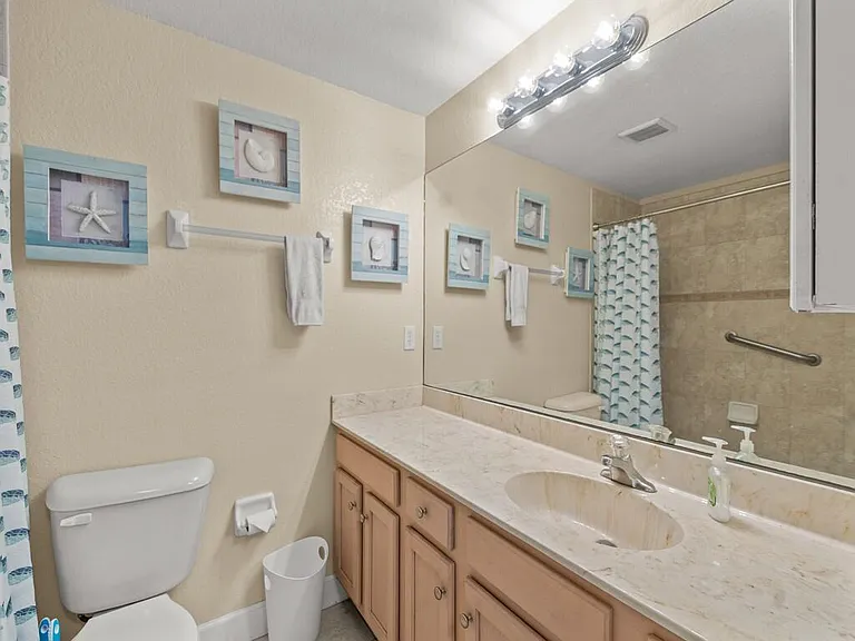 4210 Gator Trace Ave #B — Photo 23