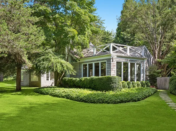 454 Further Ln, East Hampton, NY 11937