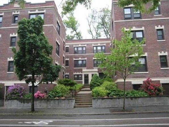 590 Washington St APT 2