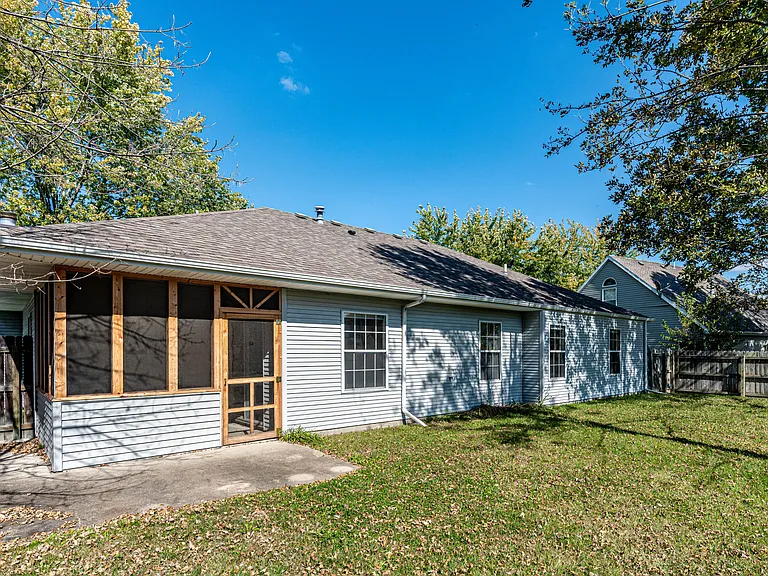 1416 Whitburn Dr — Photo 26