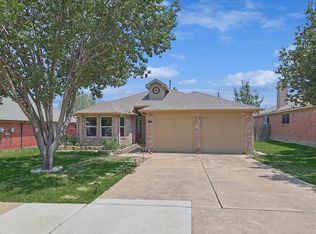 2063 Candlewood Cir, Lewisville, TX 75067