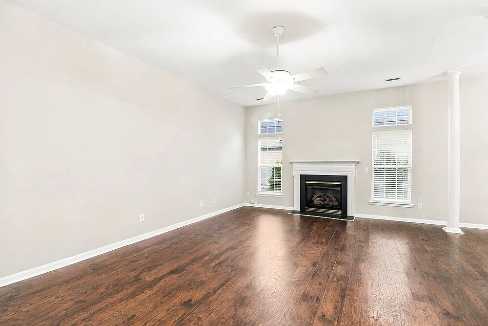 3 bed, 2.0 bath, 1592 sqft, $1,950 — Photo 4
