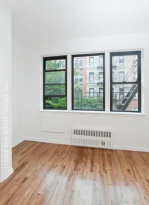 Rented by J. Lemle Real Estate | media 18