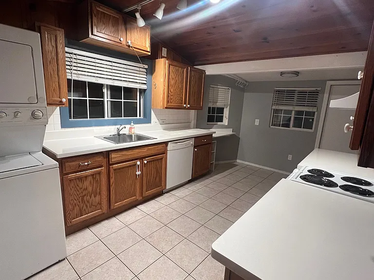 15271 Canyon Three Rd — Photo 11