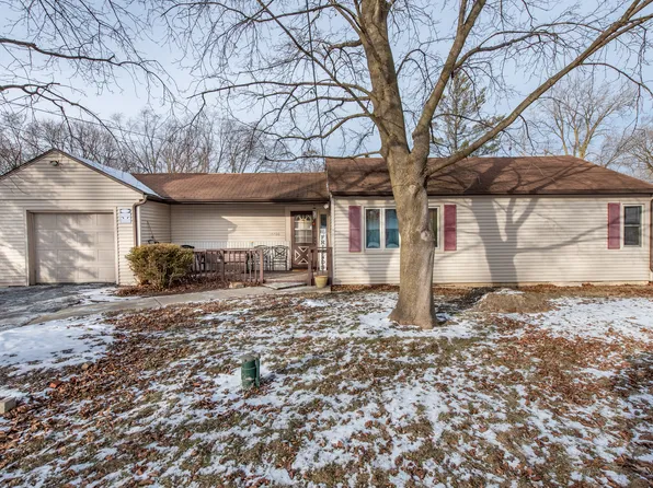 10700 W Eastwood Rd, Beach Park, IL 60087