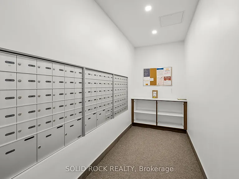530 De Mazenod Ave #201 — Photo 29
