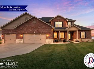 1301 Ashton Falls Dr, O'Fallon, IL 62269