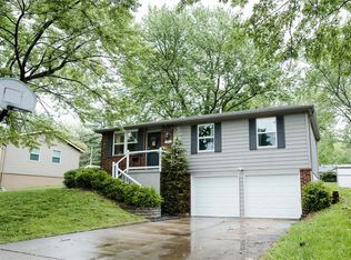 1925 SW 2nd St, Lees Summit, MO 64081