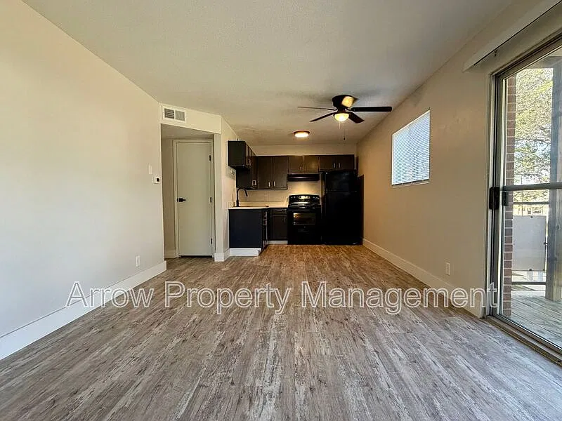 1 bed, 1.0 bath, 710 sqft, $785 — Photo 3
