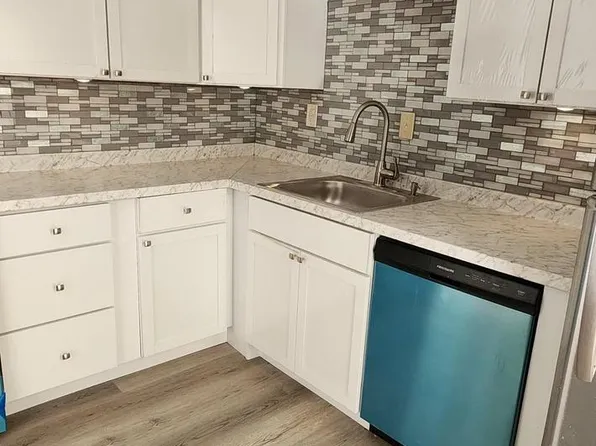 7 Rockford Rd APT K21, Wilmington, DE 19806