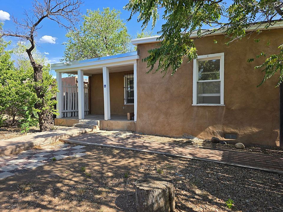 1st image of 808 Agua Fria St #A