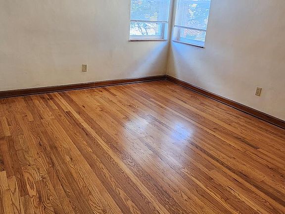 5th image of 5115 Jamieson Ave #5115
