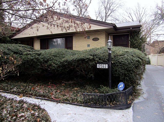 1st image of 10563 S Longwood Dr