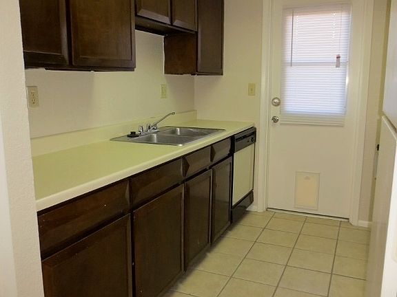 4th image of 1950 W Aster Dr APT B3