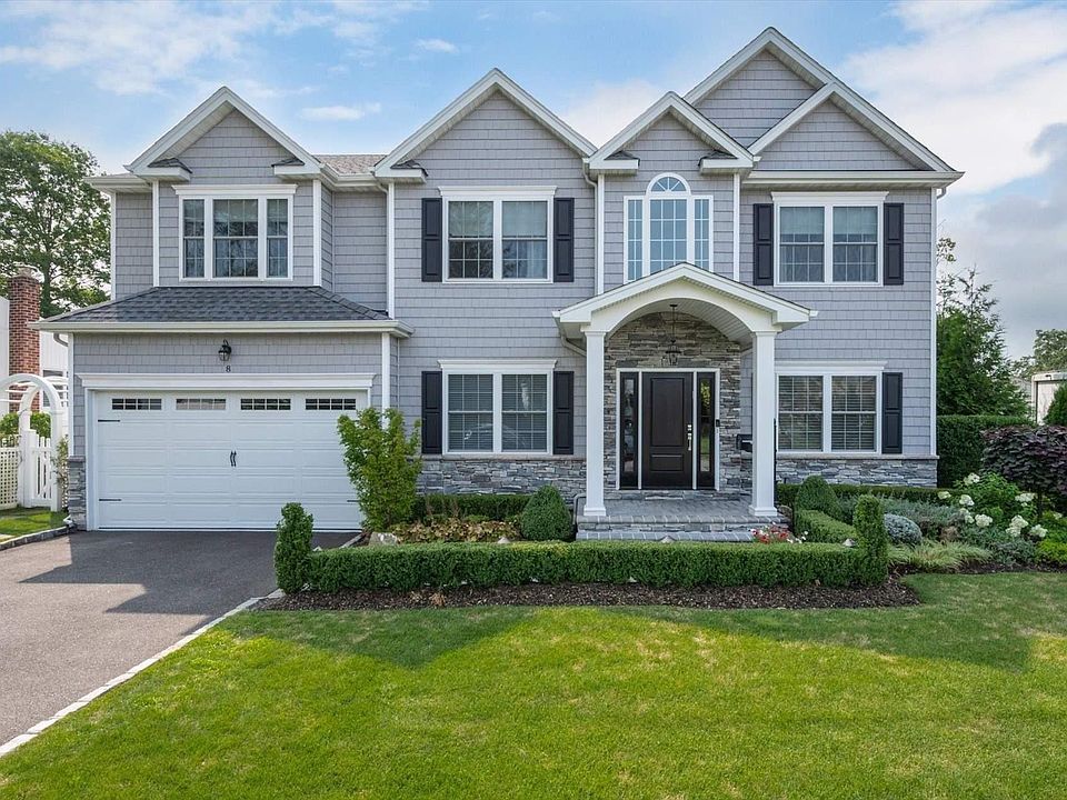 1st image of 8 Willben Lane